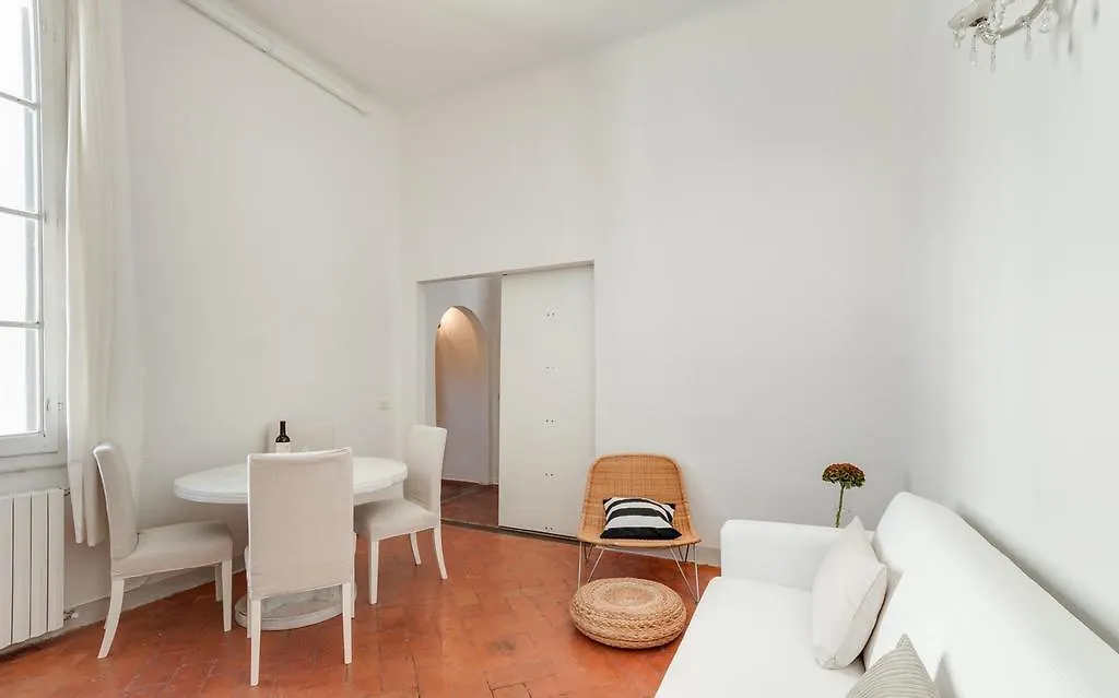 Apartments Florence - Alfani White 0*,